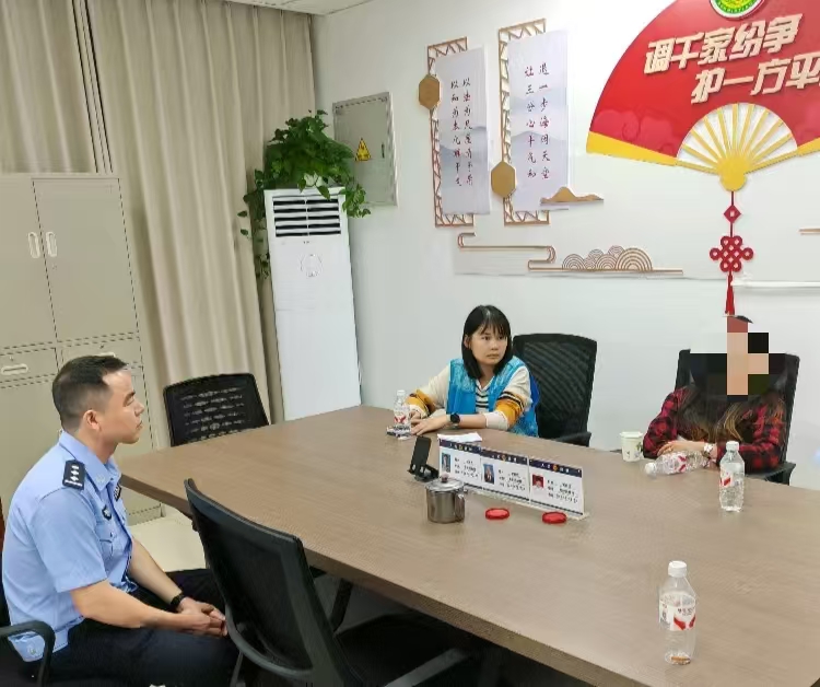 用温情接住生命之重 重庆荣昌警民联动成功化解高空轻生危机
