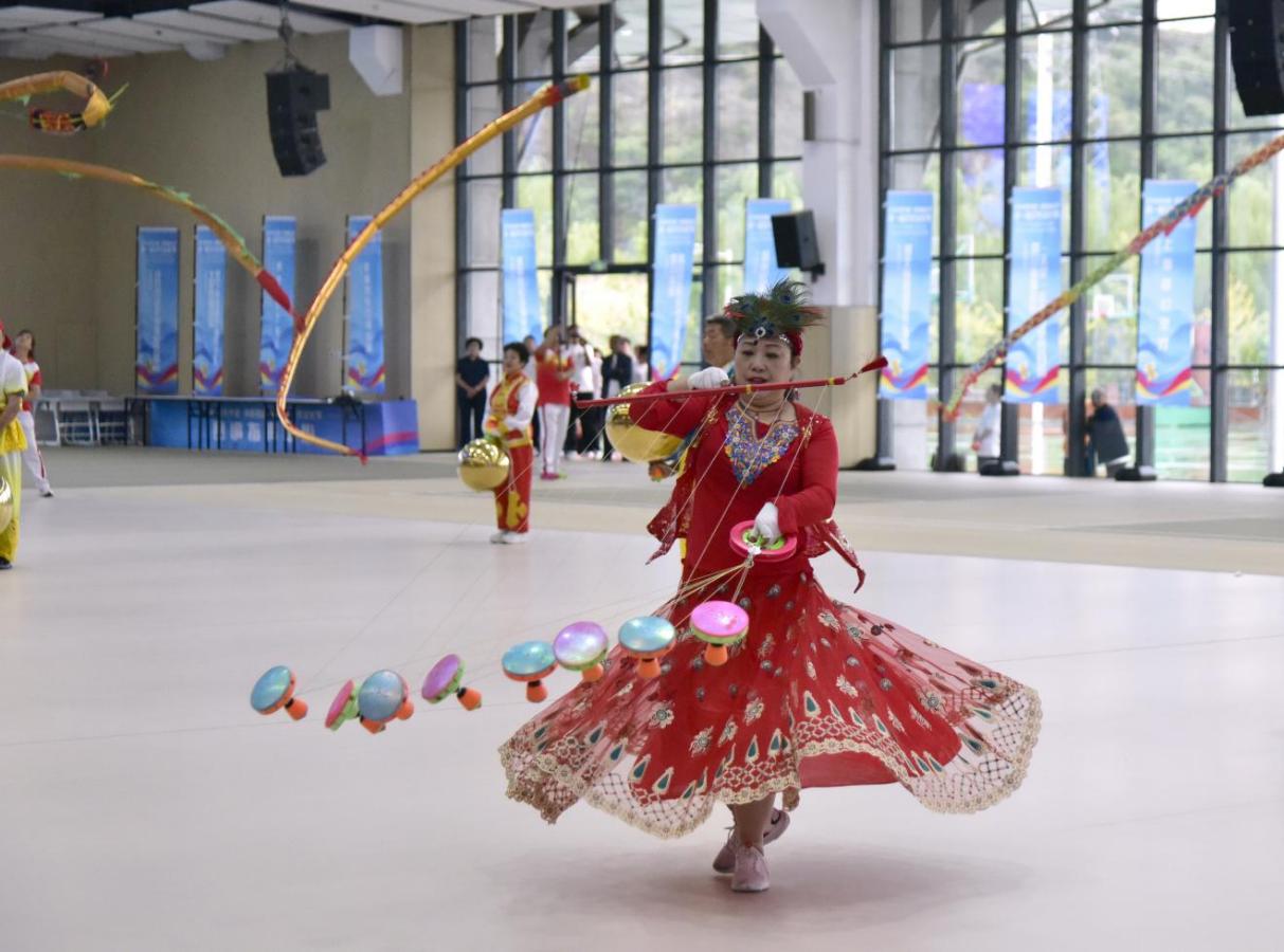 中国·承德孤山子第一届空竹文化节在河北宽城举办