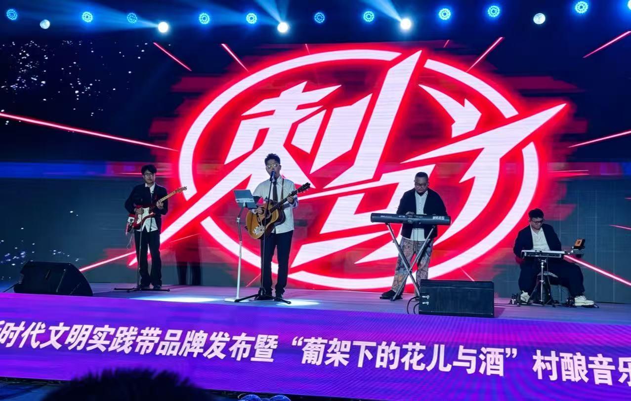 串珠成链聚新风 贺兰山东麓文明实践带长成靓丽风景线