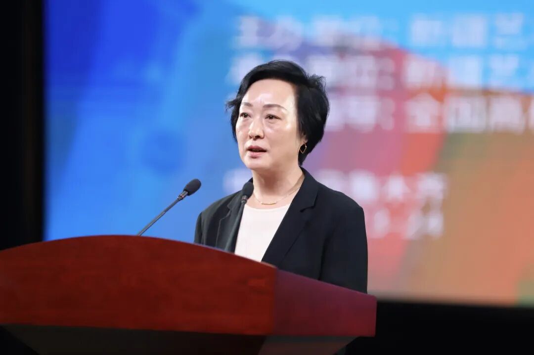时代背景下高校美术学科建设与创新人才培养学术研讨会在新疆艺术学院举行