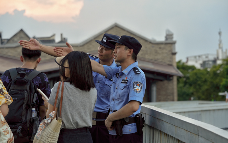 月圆江城守平安 武汉公安全力守护中秋假期