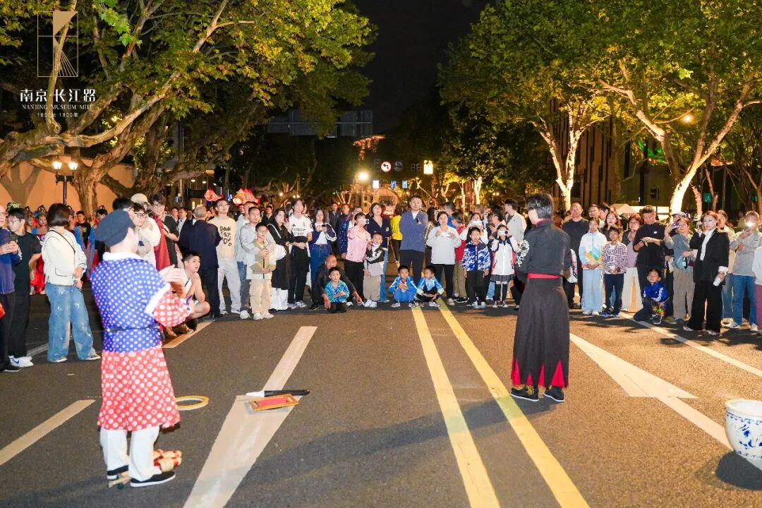 长江路文博街区正式开街,无界畅玩!