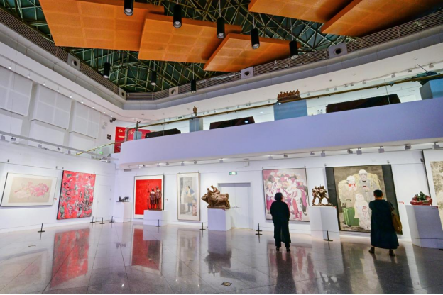 “弘美铸魂 艺心向党”西安美术学院首届主题作品展开幕