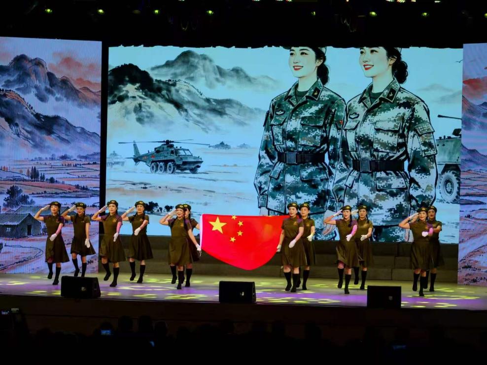 纪念红军长征胜利90周年龙岩老兵艺术团赴厦门大学专场演出举行