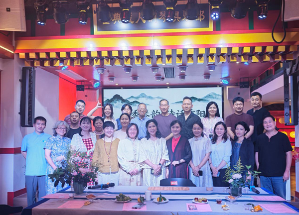 “茶香琴韵·诗话重阳”——梅溪湖畔上演重阳茶诗雅集