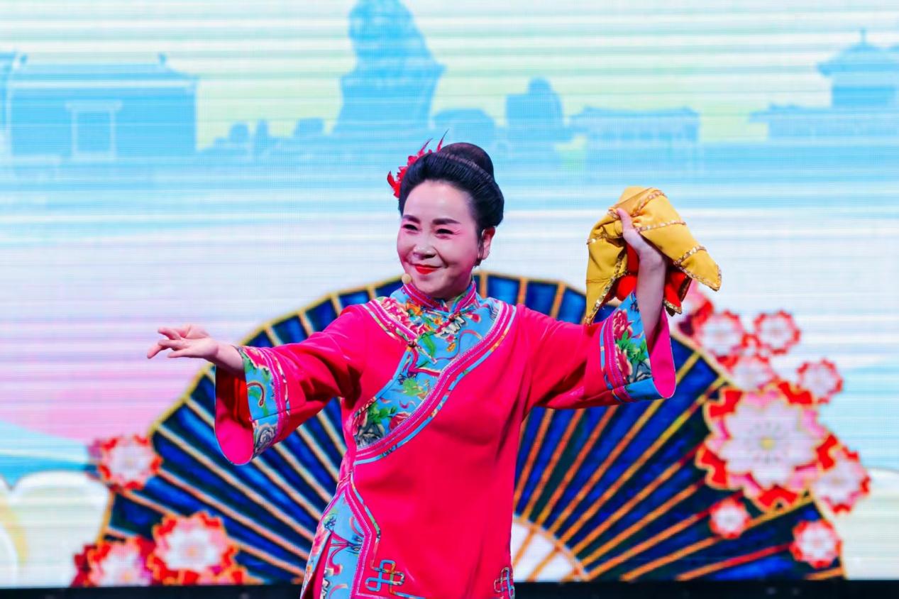 姚桂苹：给传统二人台赋予新活力
