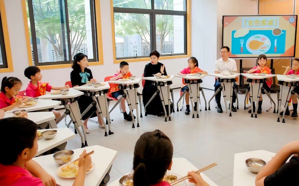 美好教育看得见｜AI还能这么用 重庆市渝中区重新定义学生健康守护方式
