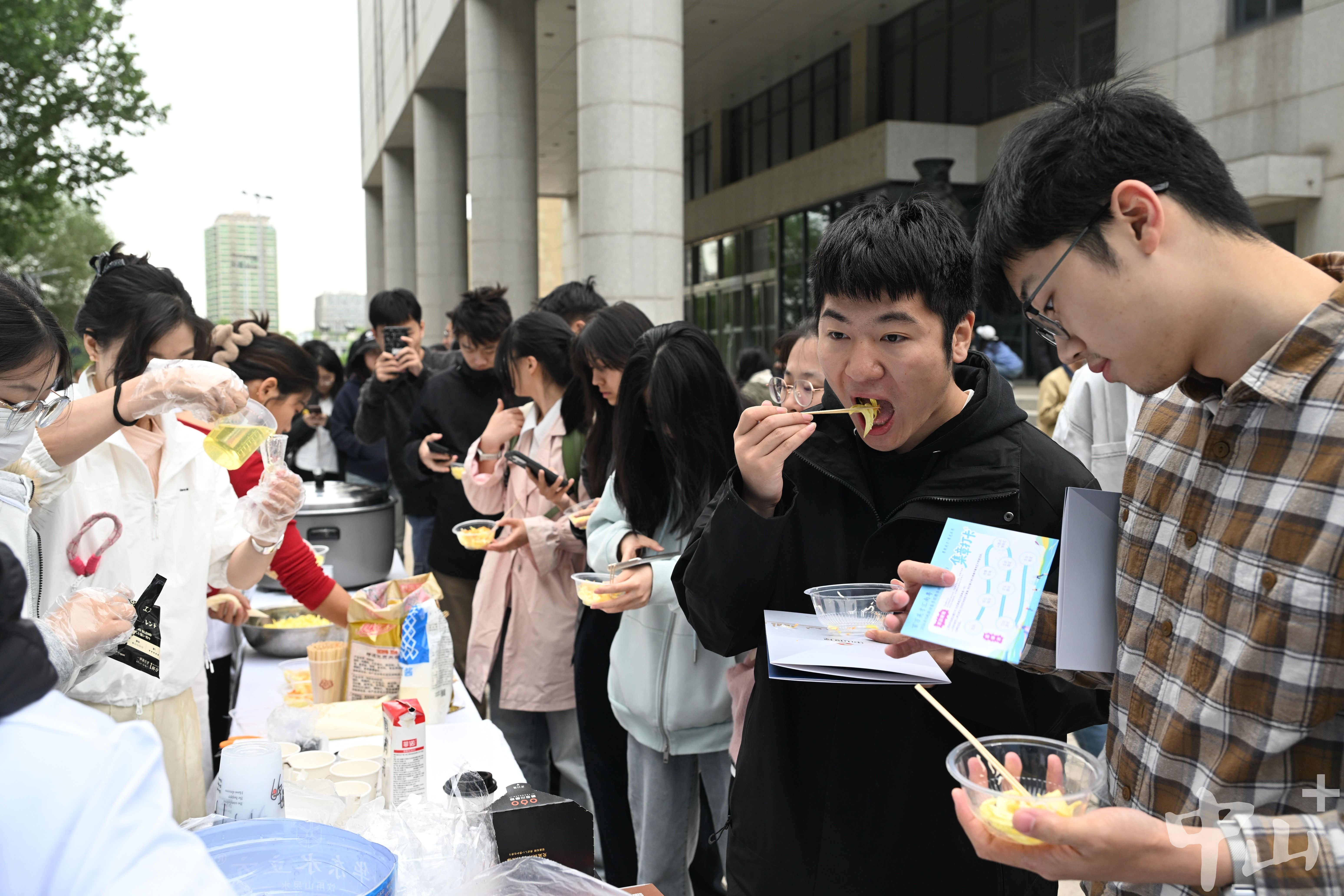 上半年招聘超5万名,中山凭什么让人才“不约而同”?