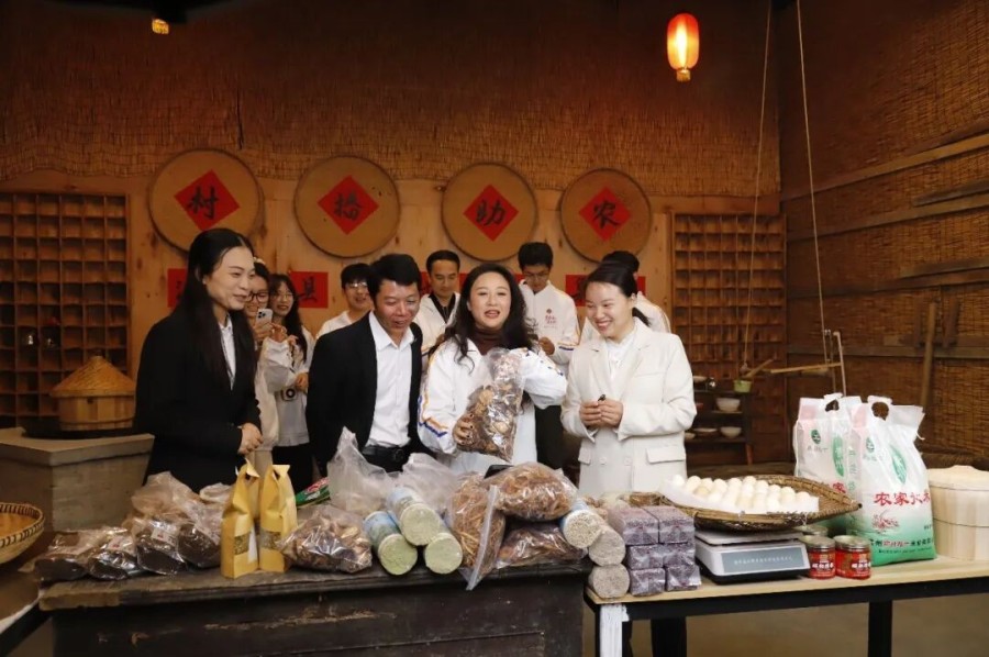 一场双向奔赴! 读懂珠遵青年交流背后的“红”和“绿”