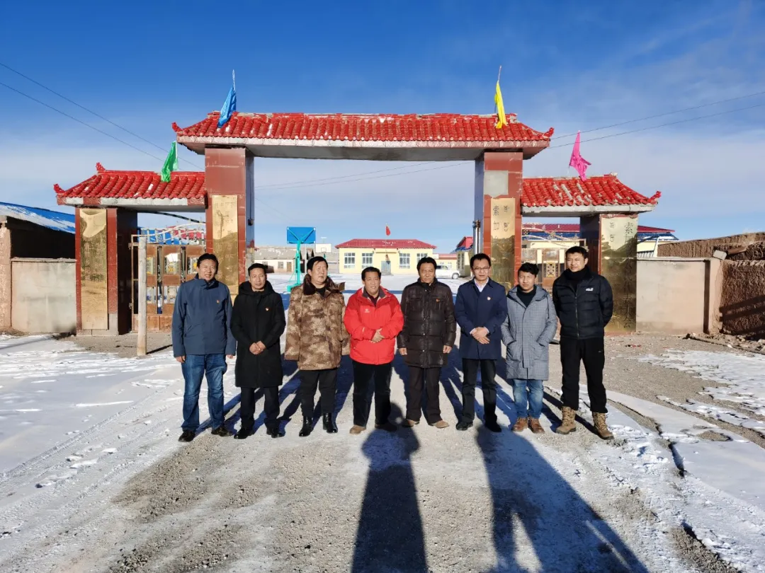 青藏边界 天边索加 ——玉树民政开展慰问疫情防控期间边界困难群众活动