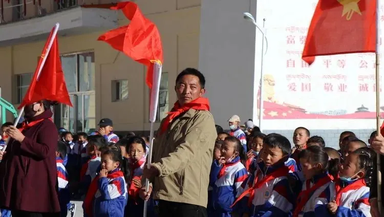 红领巾心向党 相约中国梦