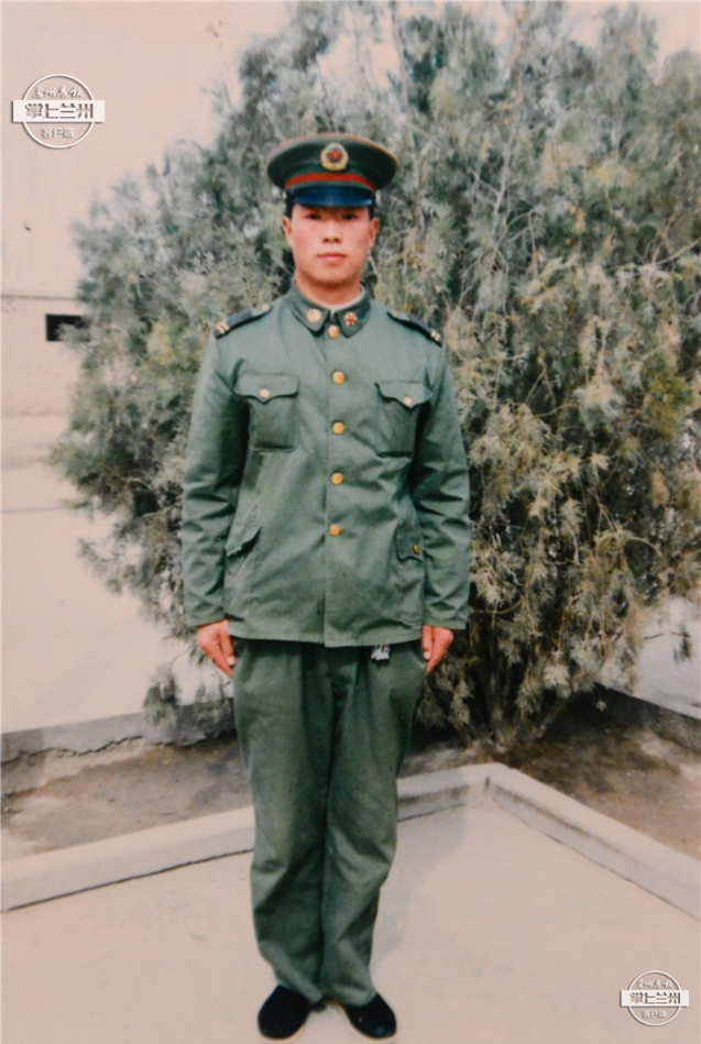 英雄团长祁发宝亲友：当兵是他从小就有的梦想