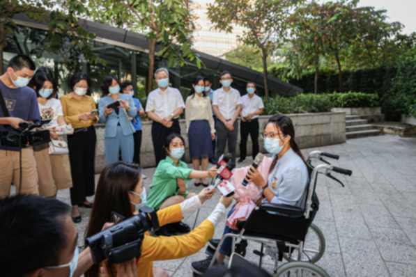 第八届全国道德模范张莹莹载誉归来：在追梦道路上续写更多“春天的故事”