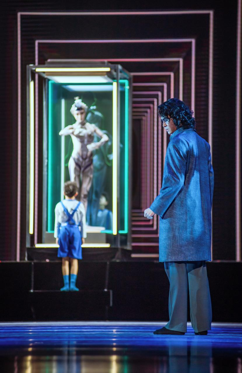 深圳原创当代舞剧《深AI你》试演 以艺术透镜眺望人类与AI新场景