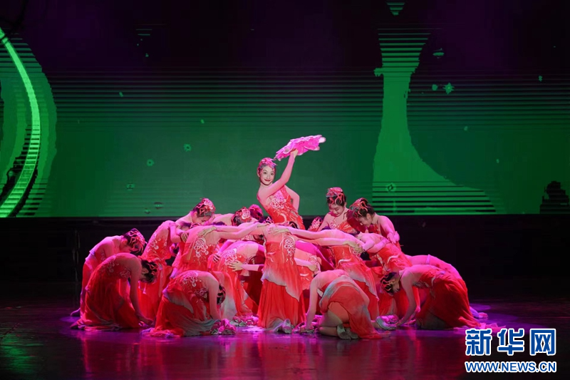 [图文]哈尔滨举办“文艺两新”活动展示季暨第十四届大众舞蹈节 第 5 张