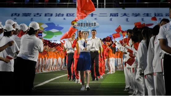 内蒙古第十二届大学生运动会开幕