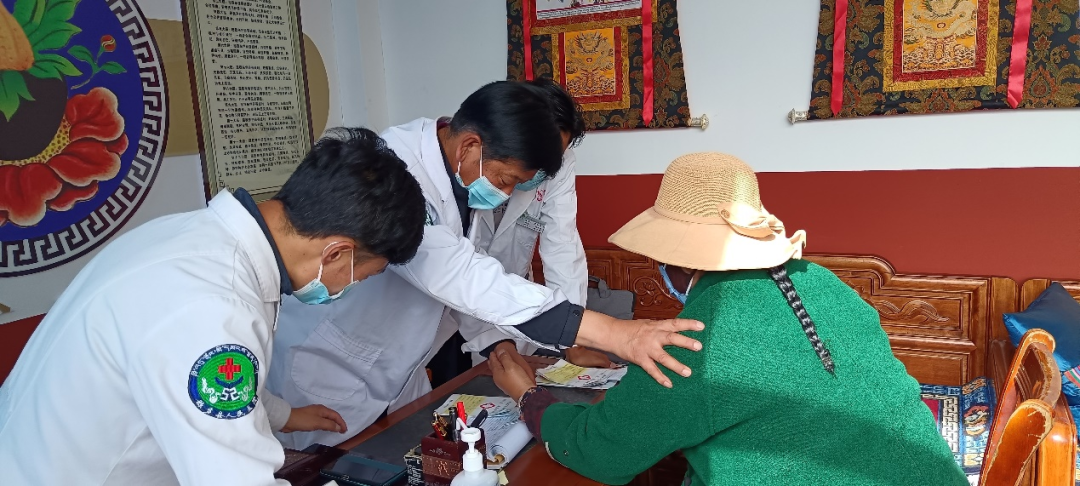 焦点报道:愿中藏医结合开出绚烂的格桑花——记青海称多县人民医院中藏医科