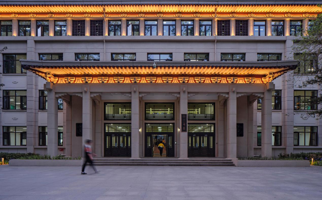 “共筑京彩—经典建筑设计”系列讲座 叶依谦 | 北京实施城市更新行动背景下的既有建筑改造
