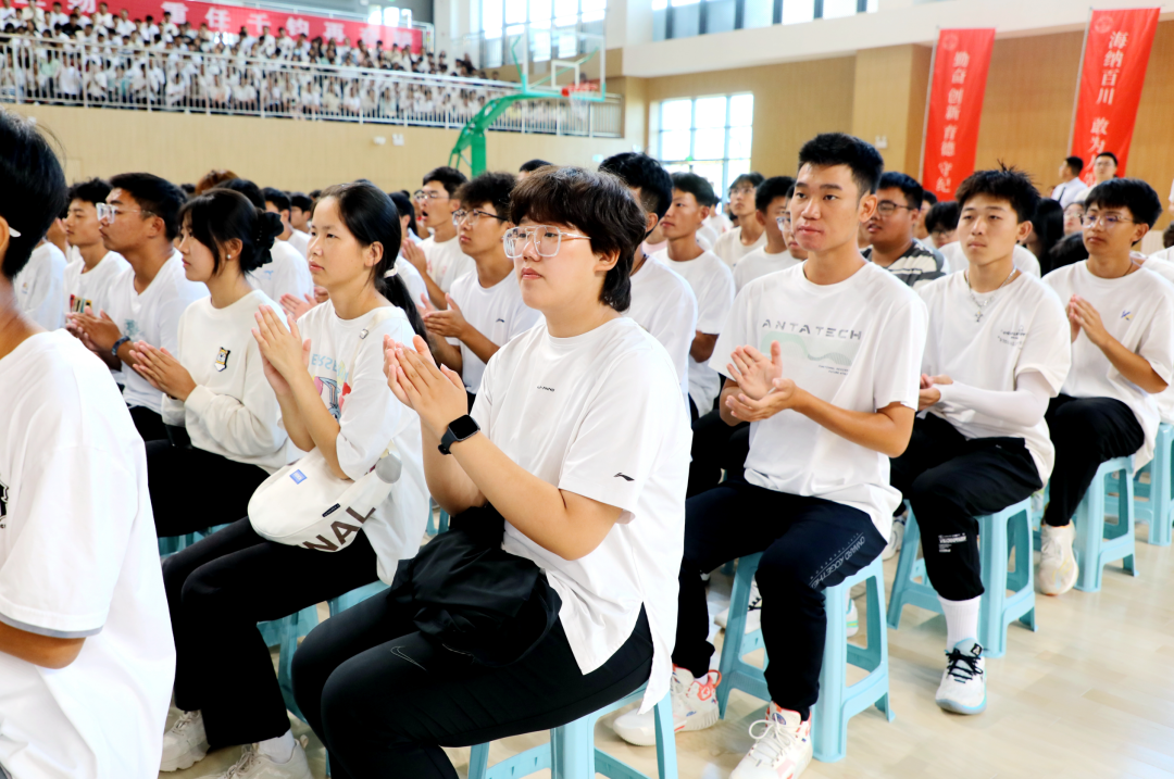 见证历史时刻！烟台大学举行八角湾校区启用仪式暨新生开学典礼！