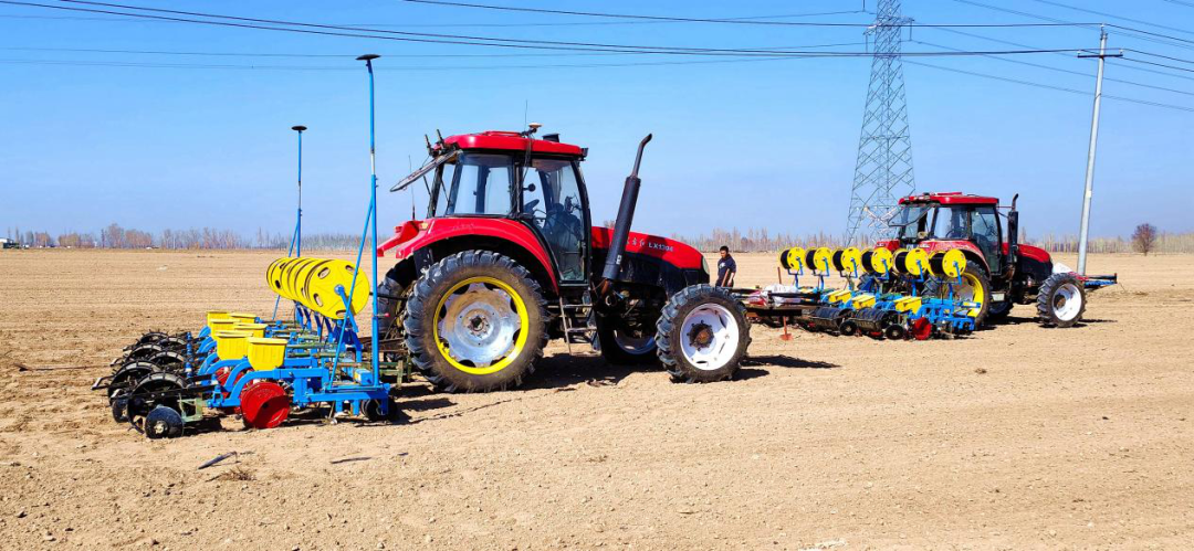 新疆：春耕生产更显“科技范”