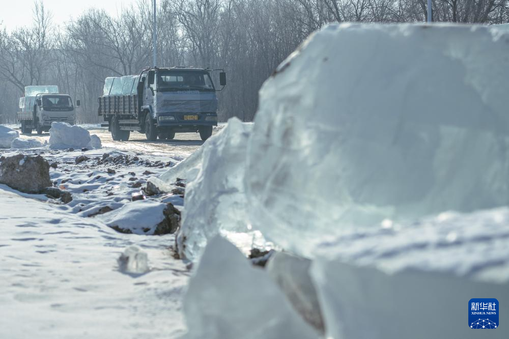 一年不融化 “尔滨”开始为下个冰雪季存冰