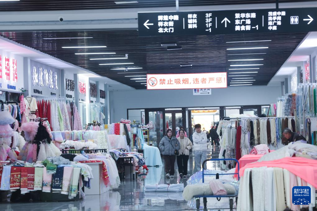 浙江湖州织里镇：持续做大做强童装产业
