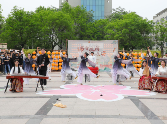 长安大学举办“书香校园·诗约长安”2024年“世界读书日”活动