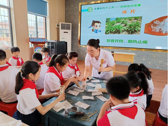 传承国医精粹赋能健康成长——祁阳市中医药健康文化普及进校园活动盛大启幕