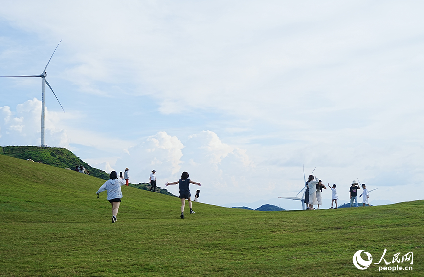 打卡郴州仰天湖｜盛夏时的南方大草原长啥样？