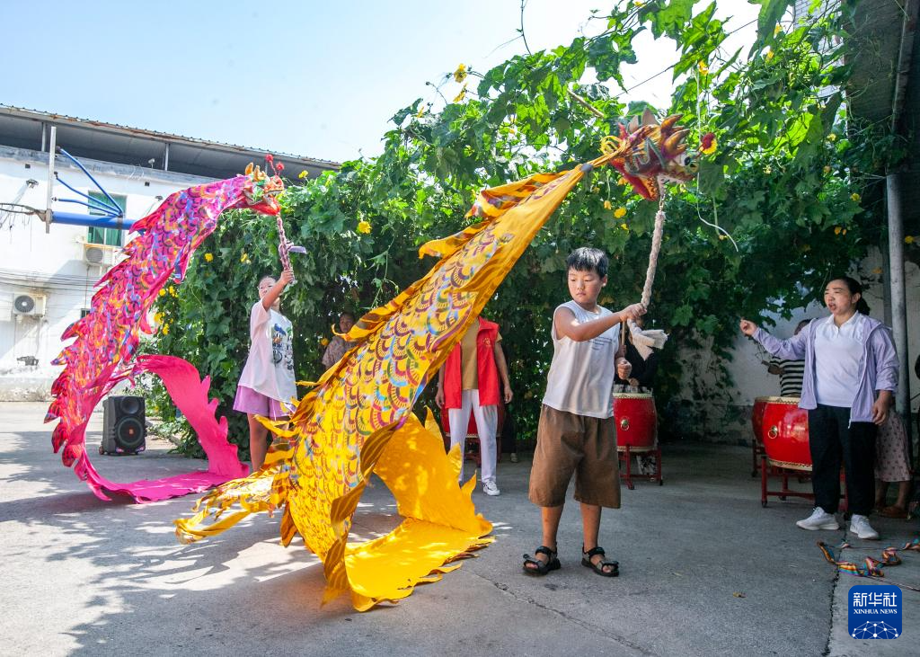 “小神兽们”度暑假