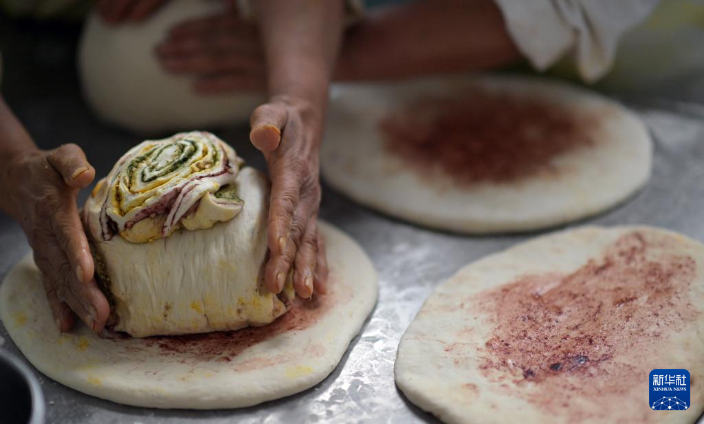 “土乡”月饼迎中秋