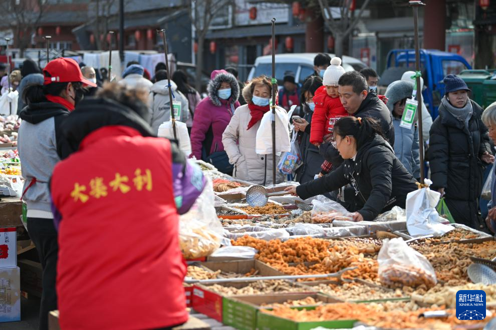 天津百年大集热闹迎新春