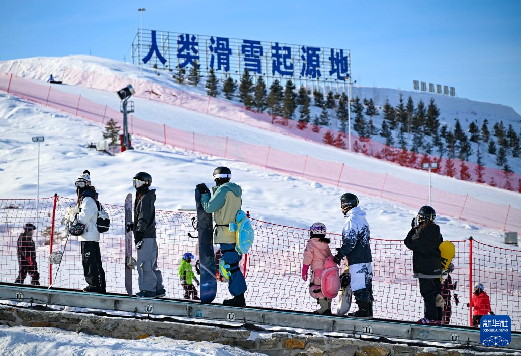 一座滑雪场带“热”一座城