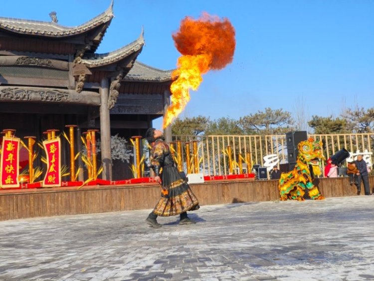 藝術(shù)賦能鄉(xiāng)村振興 “醉東風(fēng)·醉年味”非遺大年開門紅