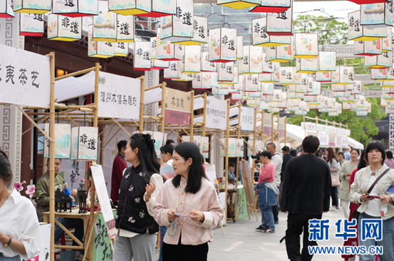 全国首款茶文化主题体育彩票首发式在武夷山举行