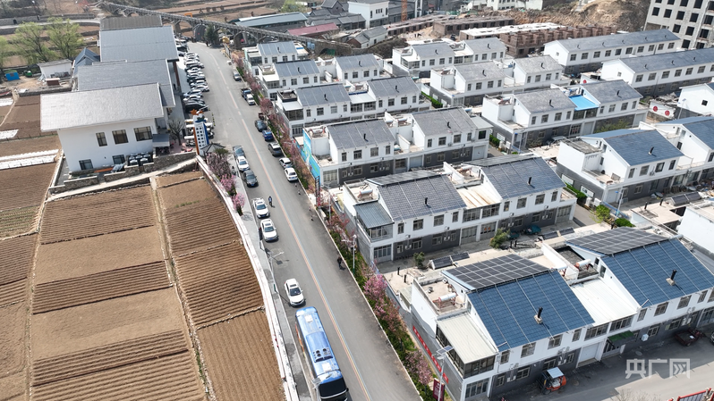 【乡路上，感受脉动中国】路畅业兴 小山村迎来“奔村游”