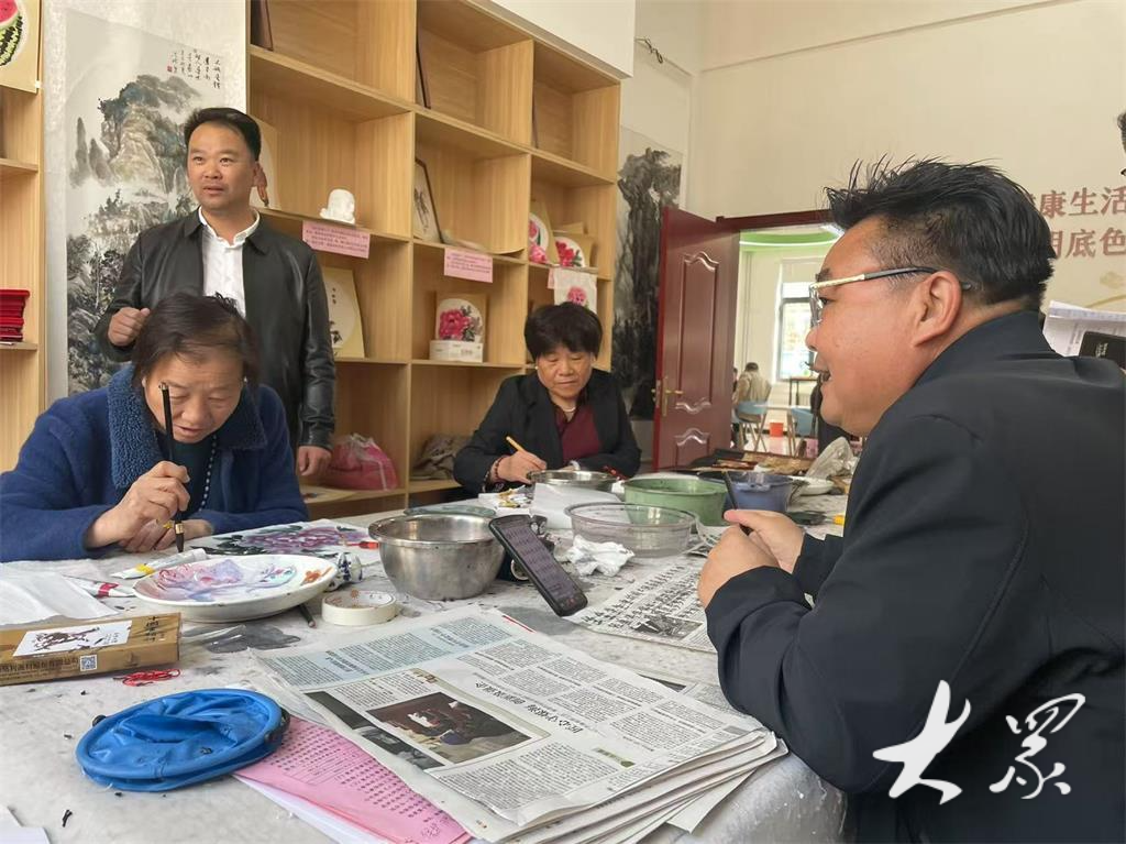 从“不敢进”到“抢着来”！这个农村社区党群服务中心为啥变化这么大？