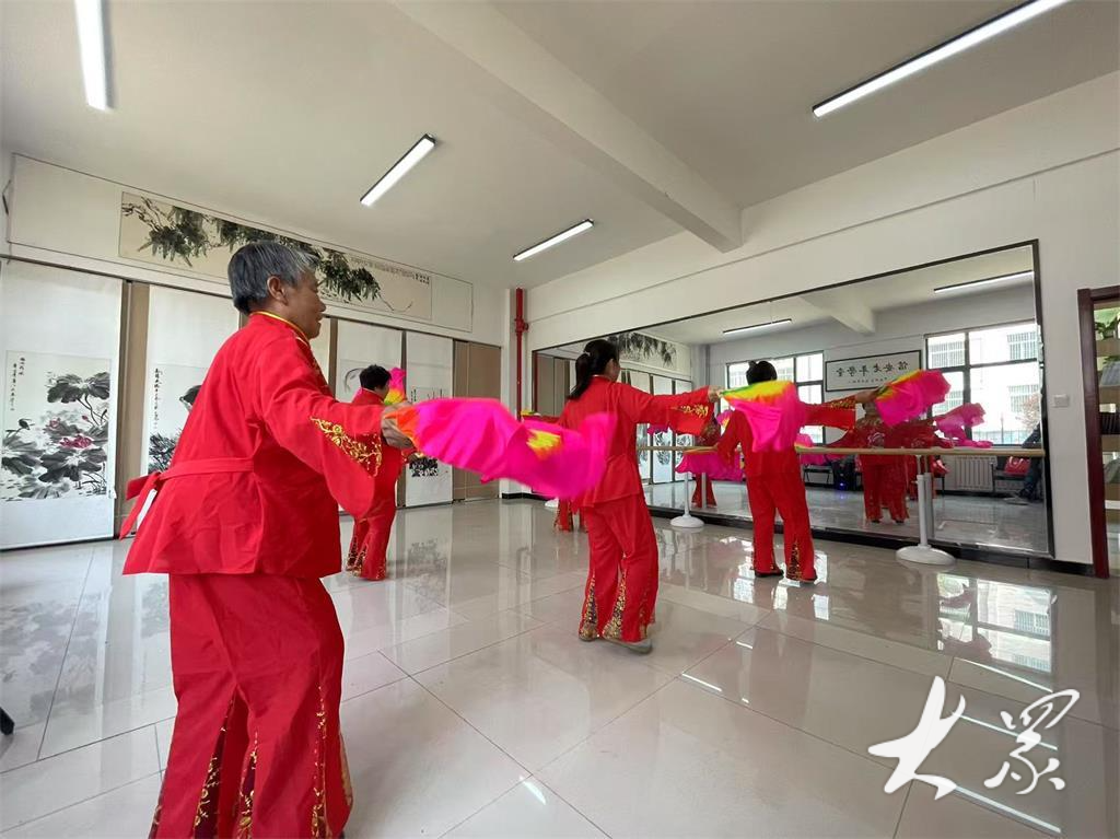 从“不敢进”到“抢着来”！这个农村社区党群服务中心为啥变化这么大？