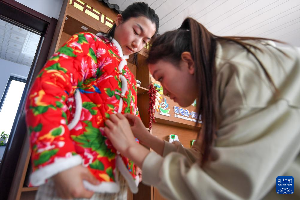 播撒边境村电商兴农的种子