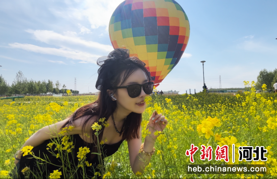 河北固安：“田园嘉年华”引客来