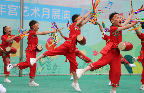 美育润童心 重庆一一五中乡村少年宫艺术月展演点亮成长之路​