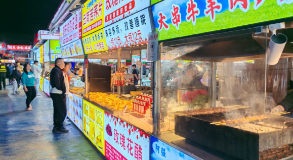以人民为中心 绘就城市治理新图景​——郑州市城市管理局创新实践共建共治共享治理模式