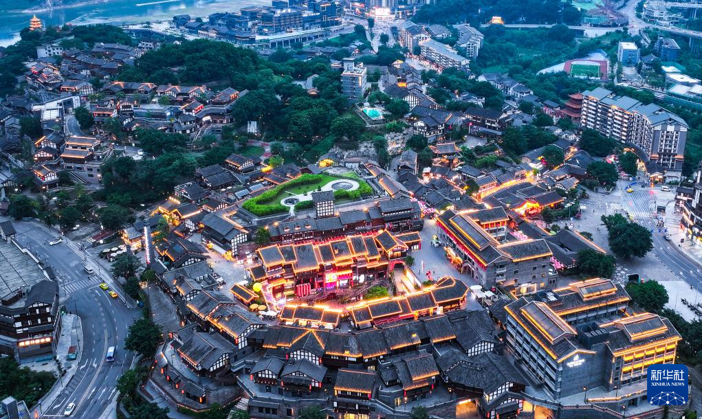 美丽中国｜千年古镇夜色迷人