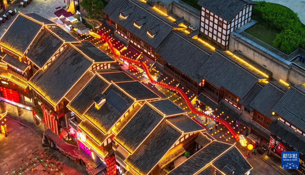 美丽中国｜千年古镇夜色迷人