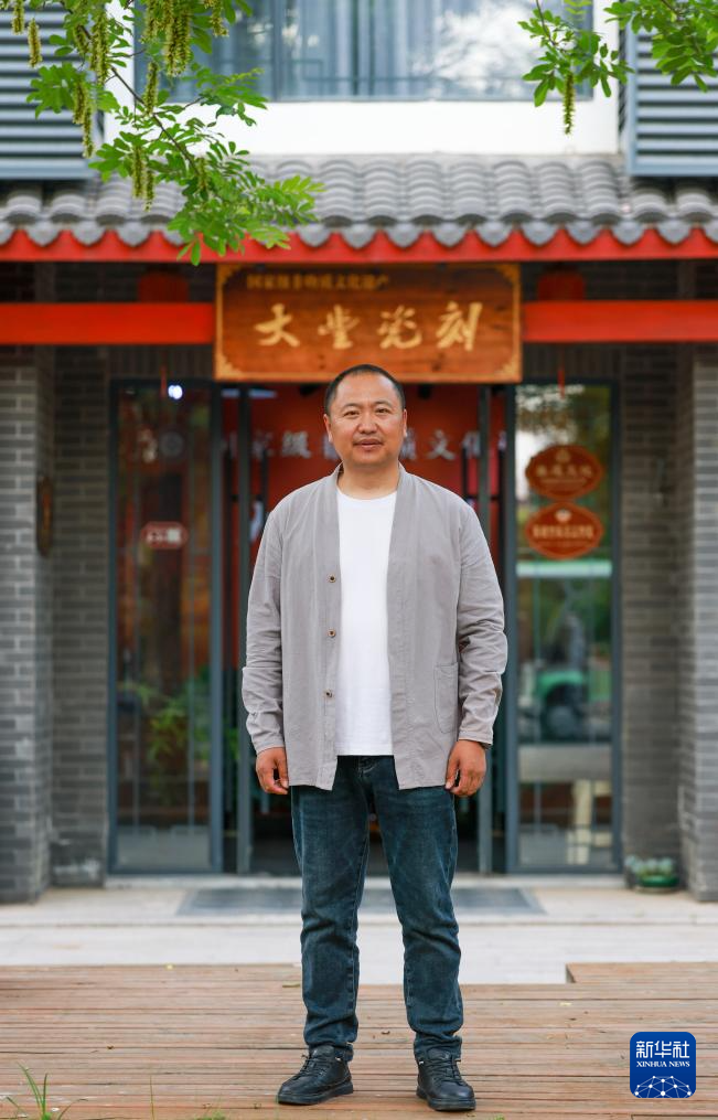 镜观·非遗丨大丰瓷刻：瓷器上的“刺绣”