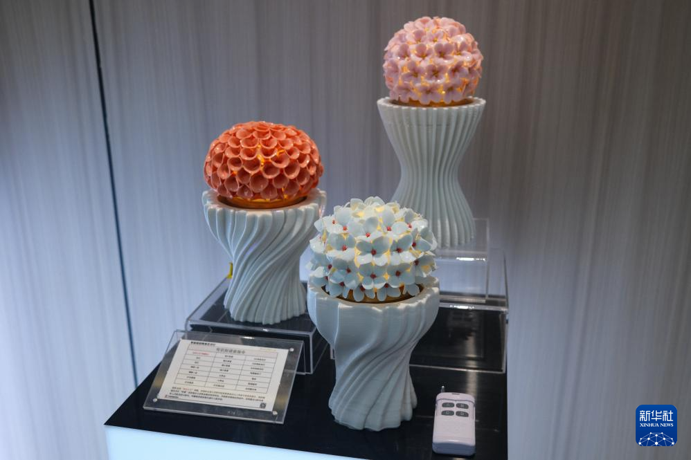 福建德化：陶瓷产业展韧性