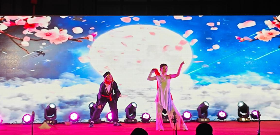 “家门口的幸福 唱响基层新篇章” ——第三届“聆听‘凤’音 心潮音乐会”华彩收官