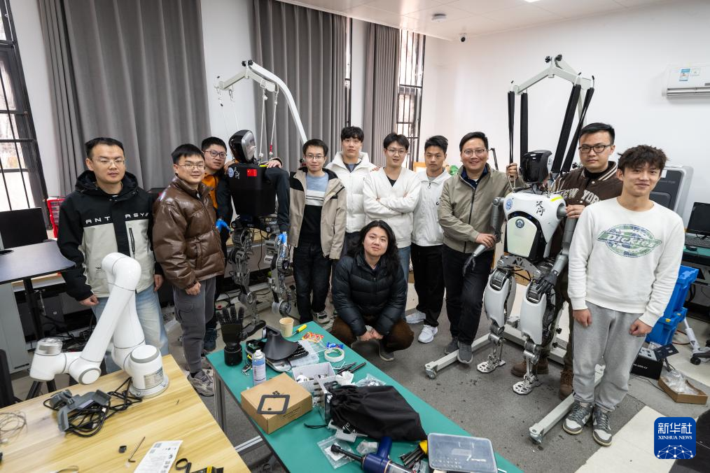 新生代科研力量助推人形机器人加速成长