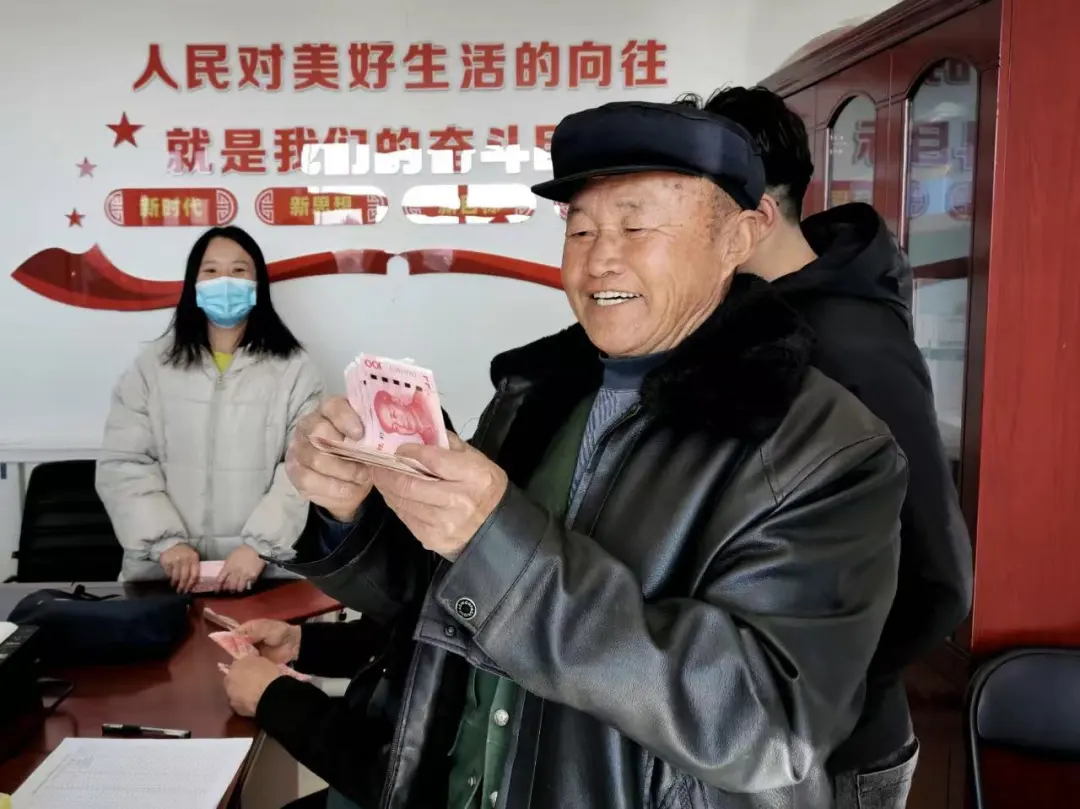 鄂托克旗：奋力书写新时代民族团结进步新篇章