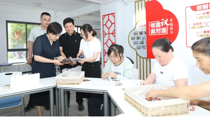 江苏昆山陆家镇：熟邻连心“Yi 起来”！